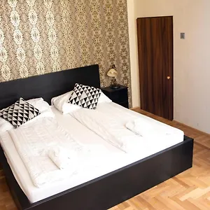 https://andrassy-room.inbudapesthotels.com