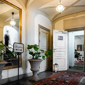 castle-house-inn.find-stockholm-hotels.com/